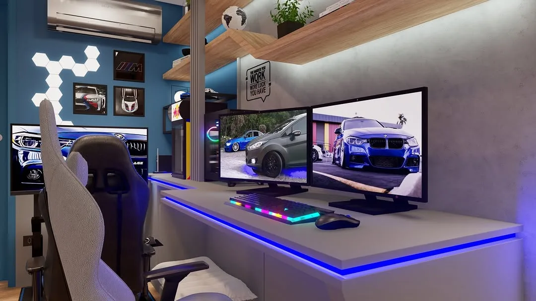 Estação de jogos com monitores, cadeira gamer e prateleiras iluminadas